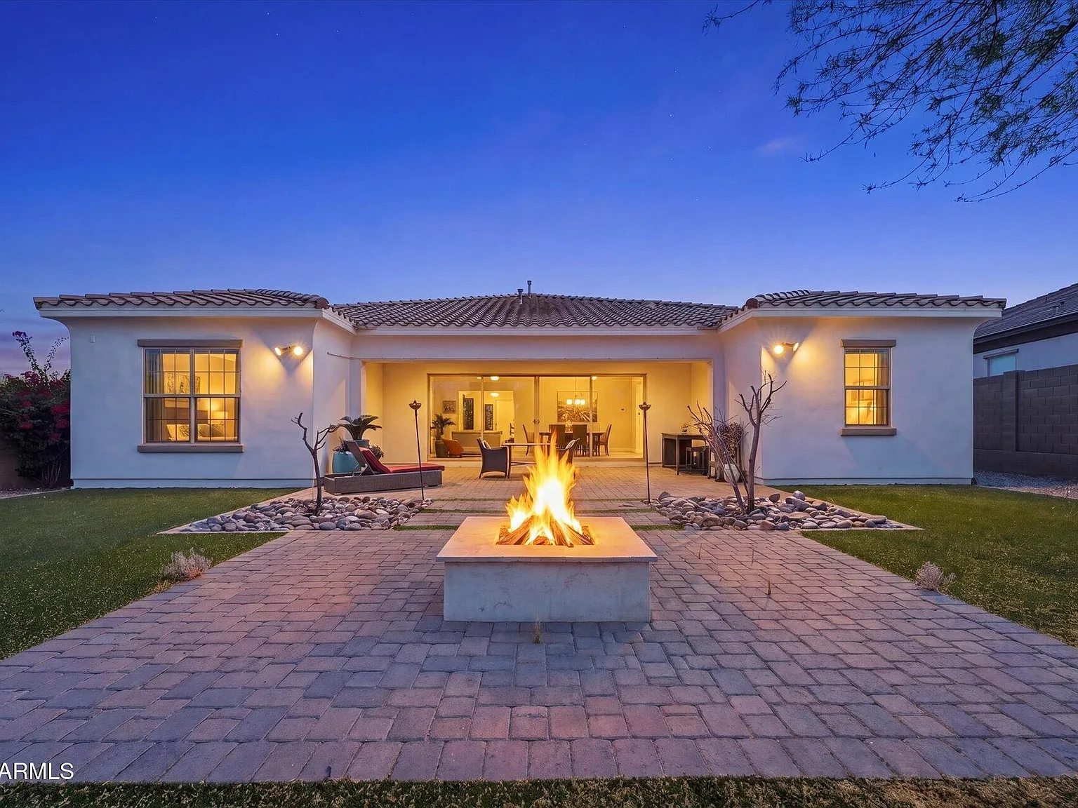 4 bed, 3.5 bath, 2903 sqft, $5,500 — Photo 2