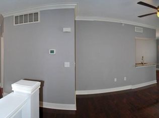 11611 Tomahawk Creek Pkwy APT G, Leawood, KS 66211