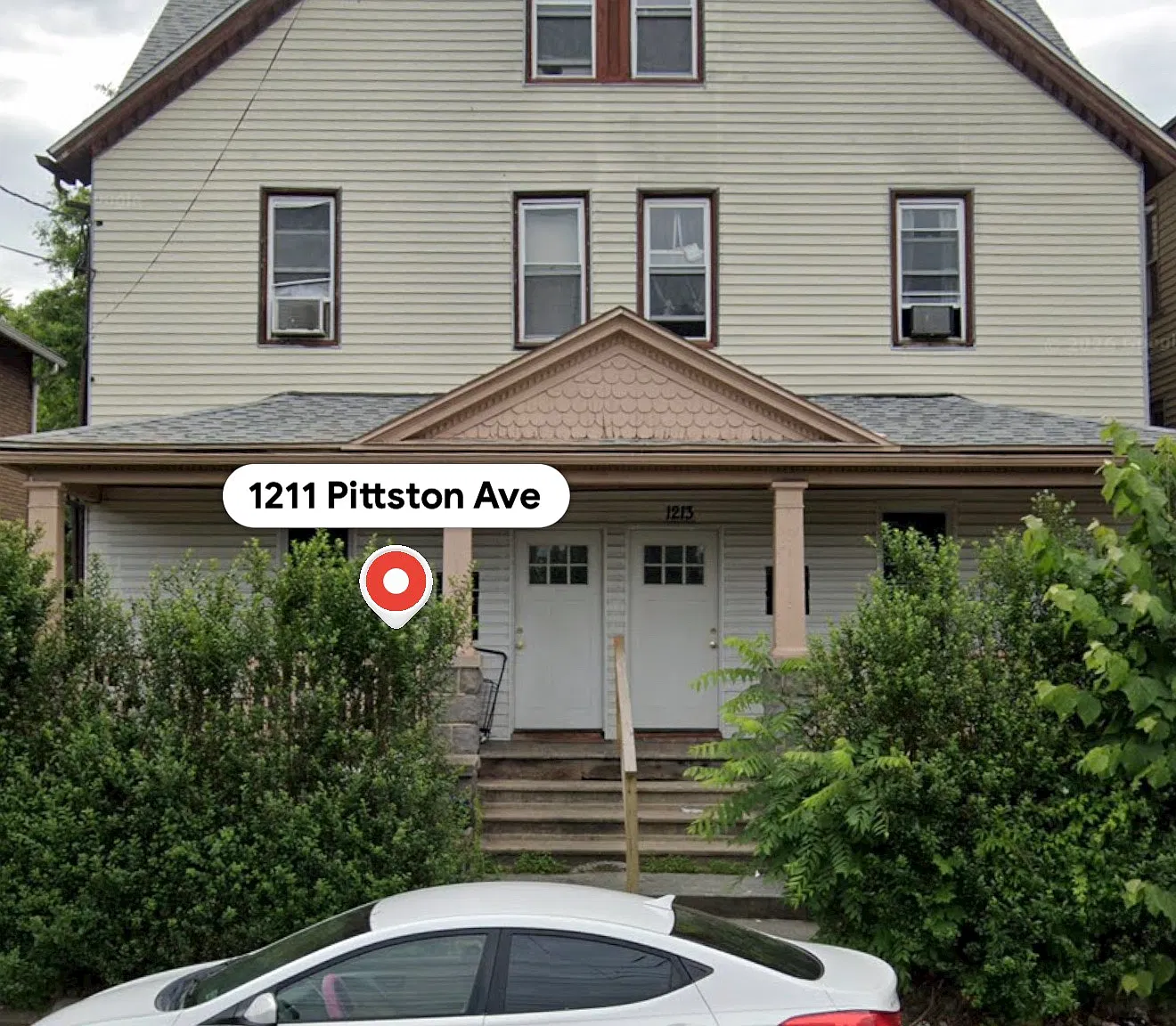 1 bed, 900 sqft, $1,050 — Photo 1