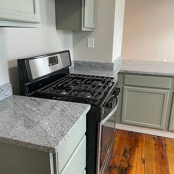 15 Daniels St #2 — Photo 2