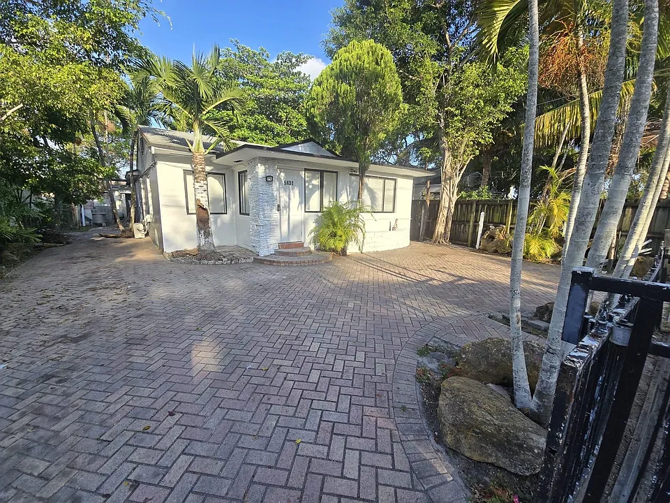 5431 NW 30th Ave