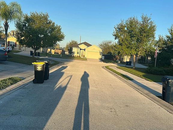 5th image of 1860 Skyview Dr