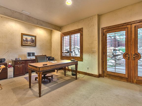 4th image of 2865 E Le Jardin Pl