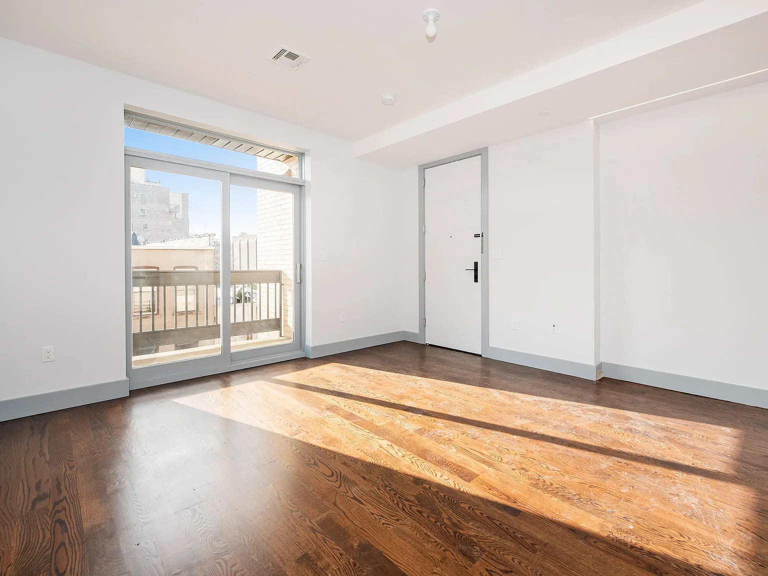 1808 Avenue P — Photo 1