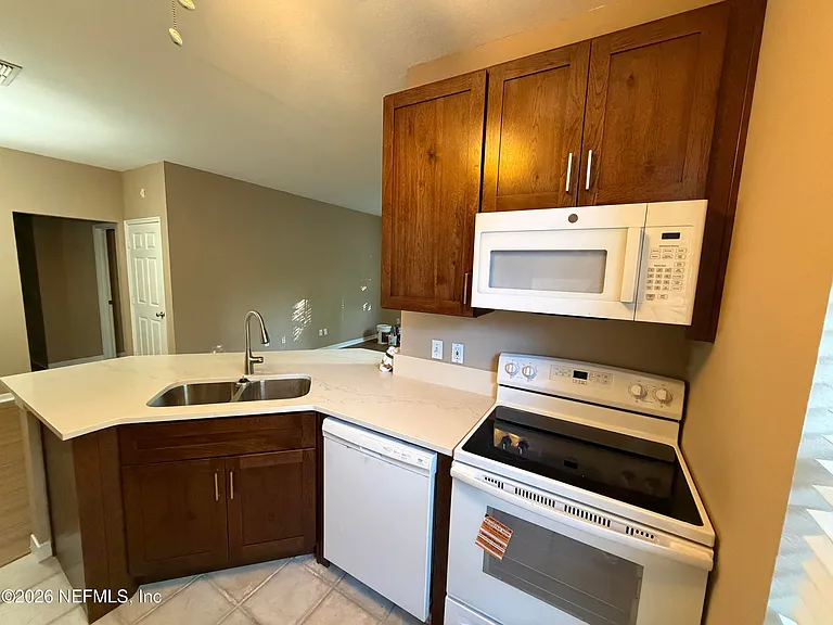 13703 Richmond Park Dr N #2304 — Photo 7