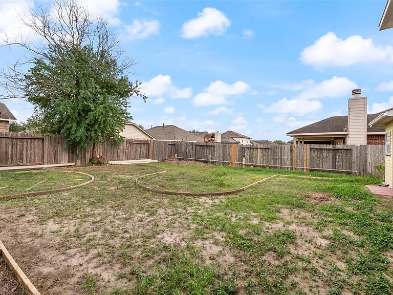 5902 Rye Creek Dr — Photo 14