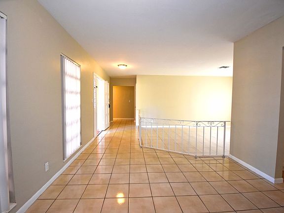 2nd image of 14526 Kendale Lakes Blvd