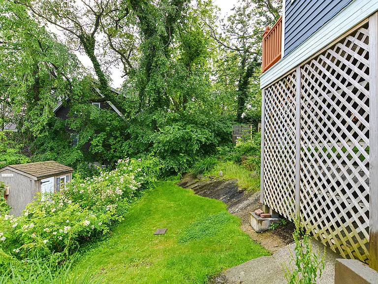 93 Granite St — Photo 31