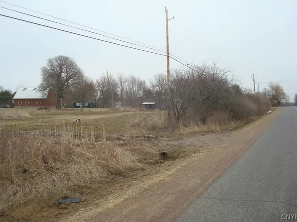 16973 May Irwin Rd, Clayton, NY 13624