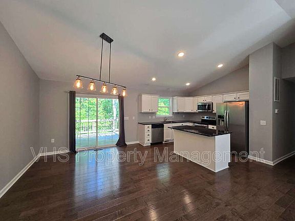 4th image of 12905 Bivouac Ct