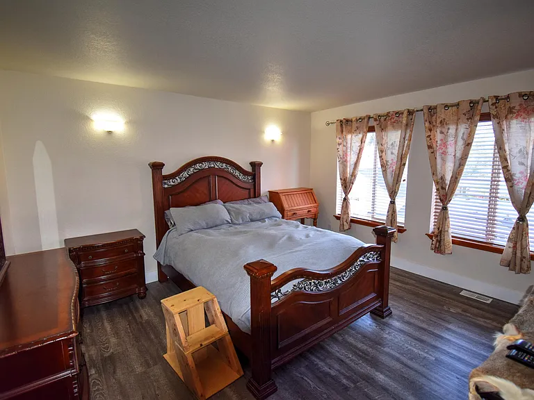 2918 Lohman Ct SE — Photo 29