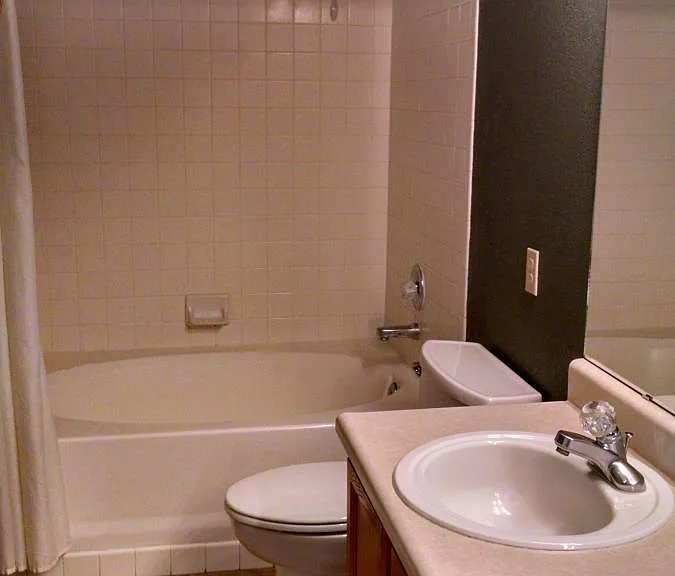 2462 S Perillo Dr — Photo 15