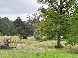 203 Overhill Ct, Victoria, TX 77904