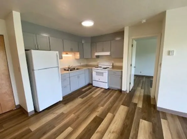 Walkada 1st Pod, 1651 2nd Ave #W04, Fairbanks, AK 99701