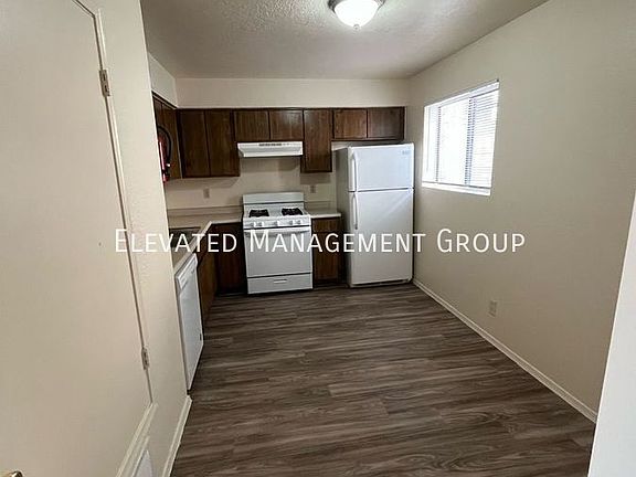 2nd image of 129 Manzano St NE APT A