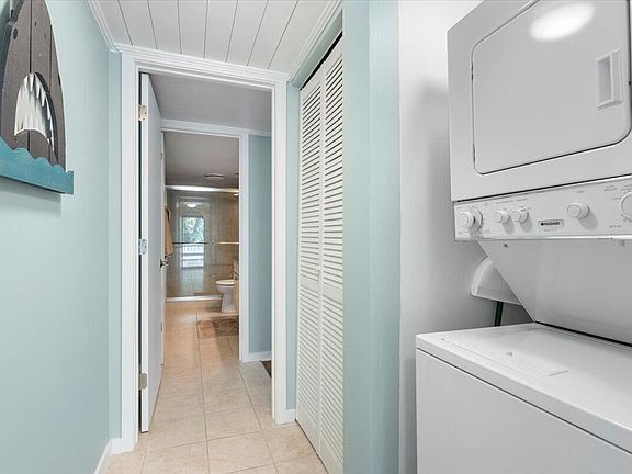 5th image of 1706 Live Oak Park