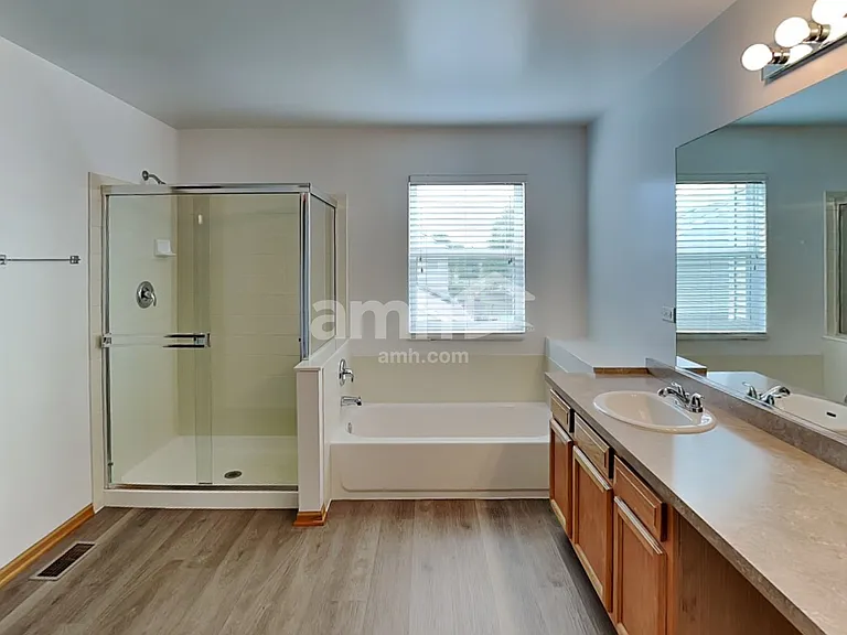 1503 Bridgehampton Dr — Photo 14