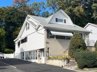 942 Grandview Ave, Union, NJ 07083