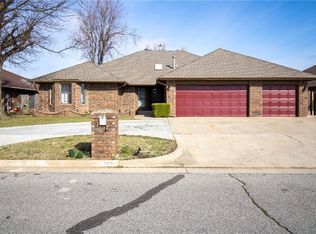 12113 SW 3rd St, Yukon, OK 73099