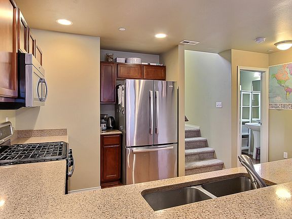 5th image of 1369 Brackenridge Ave