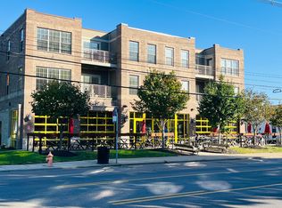 4560 N High St, Columbus, OH 43214