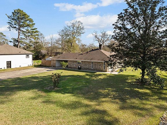 2nd image of 5544 Goodland Dr