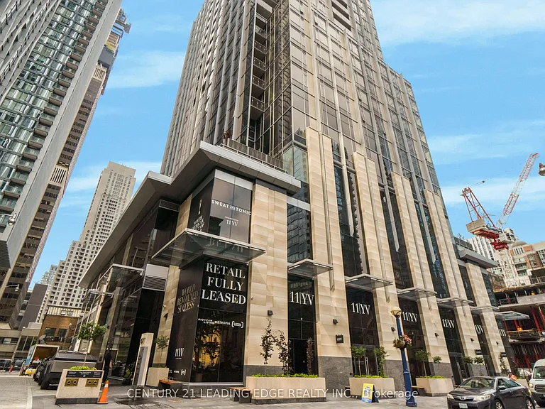 11 Yorkville Ave #3906 — Photo 2
