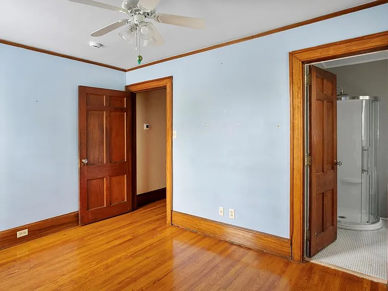 290 Long Crescent Dr — Photo 38