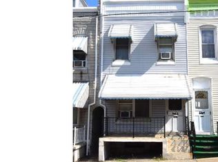 1019 Spring St, Reading, PA 19604