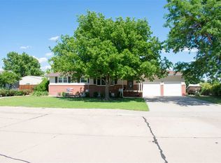 218 Northridge Dr, Hays, KS 67601