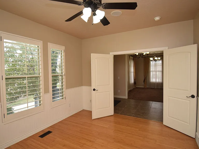 10741 S Weiss Dr — Photo 6