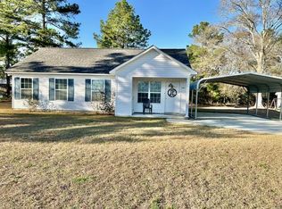 106 Pine Ct, Ocilla, GA 31774