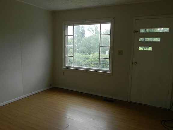 3rd image of 1209 Harrison Ave