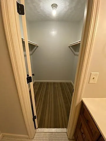 1045 Morningside Dr — Photo 13