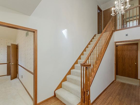 2nd image of 45 Wildwood Dr