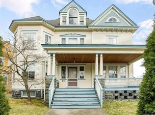 13 Elizabeth St, Pt Jervis, NY 12771