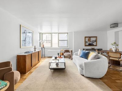 200 E 58th St APT 6B, New York, NY, 10022
