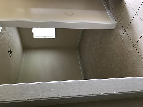 3rd image of 5203 Canterway Dr