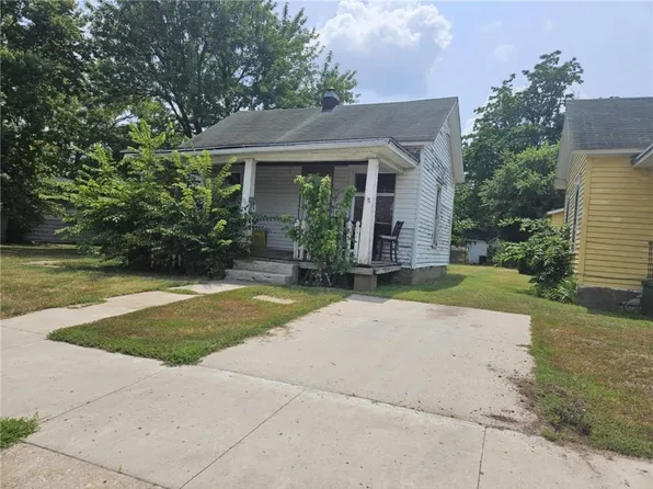 1230 E Wall St, Fort Scott, KS 66701