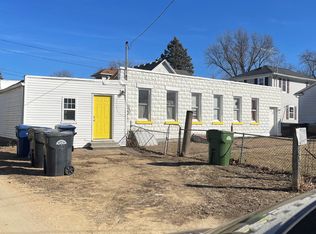 2008 Garfield St #2, Clinton, IA 52732