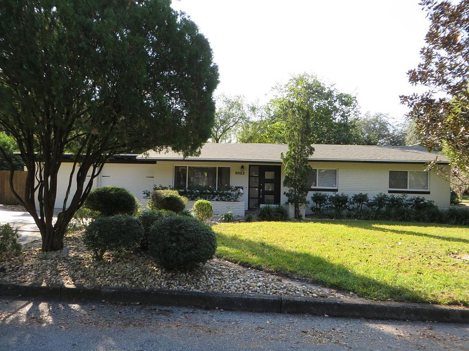 1st image of 2022 Mount Vernon St