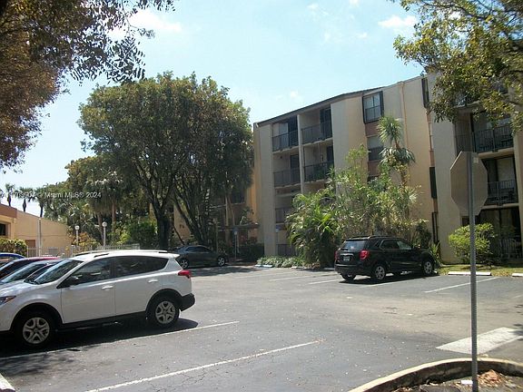 5th image of 14301 N Kendall Dr #312B