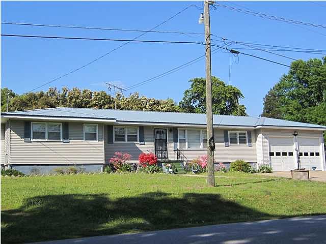 1st image of 3500 Camp St NE