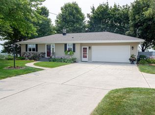 N8460 County Road G St, Saint Cloud, WI 53079