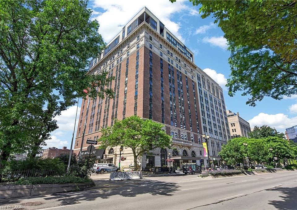 1st image of 112 King St E #302