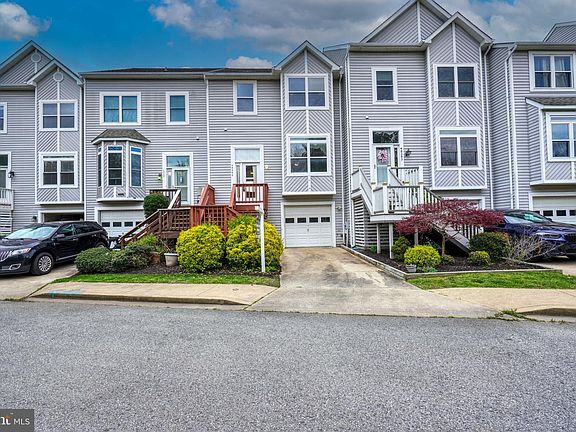 3rd image of 48395 Surfside Dr