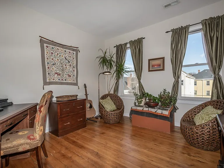 29 Plainfield St #3 — Photo 16