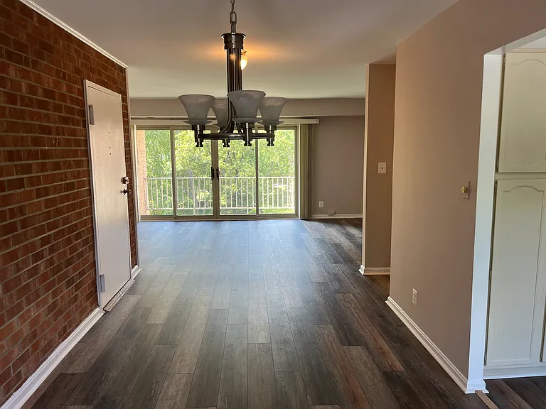 6032 Westchester Park Dr #302 — Photo 18