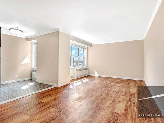 2nd image of 747 10th Ave APT 21L