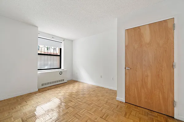 Rented by Compass | media 3